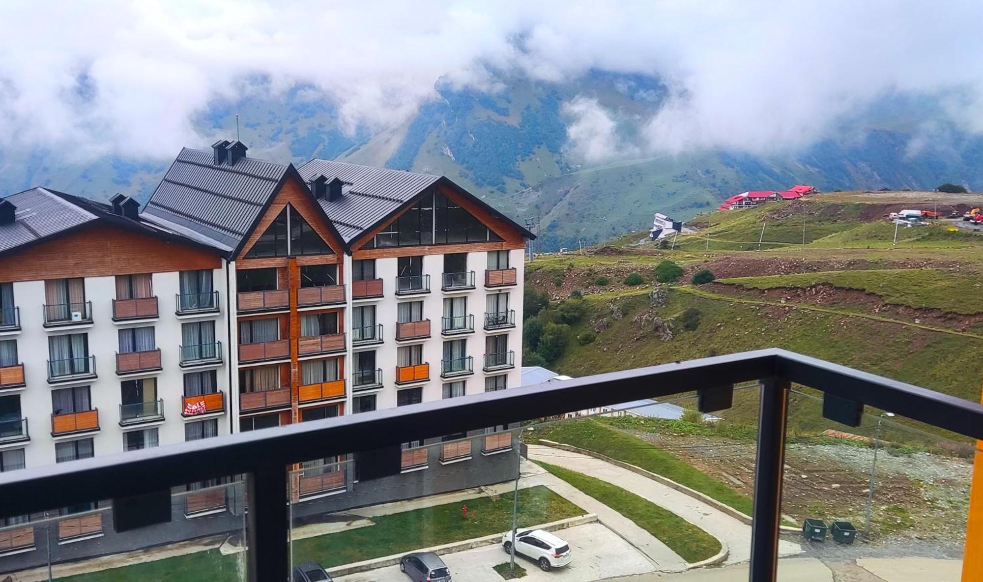 Aparthotel Four Seasons - New Gudauri Exteriér fotografie